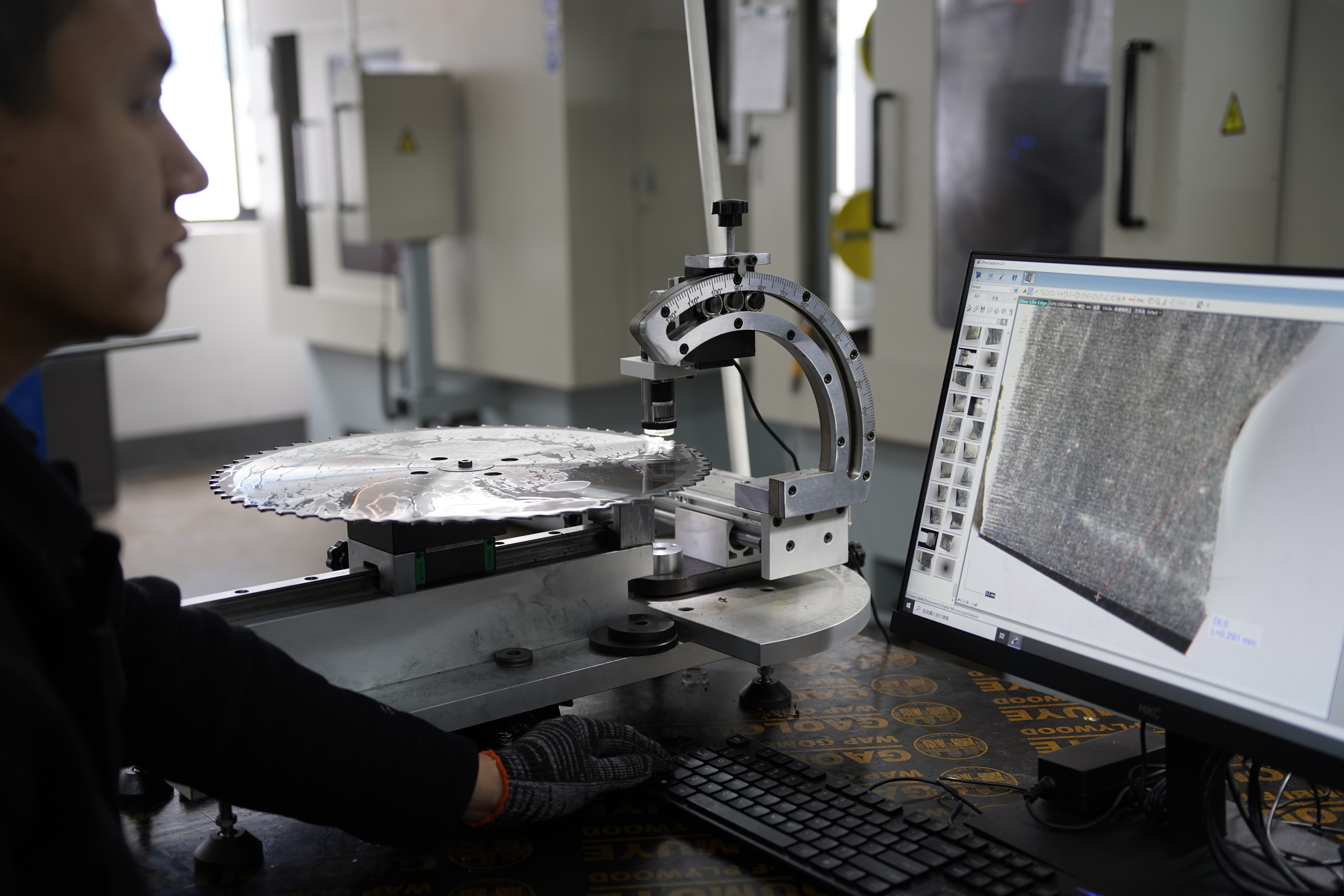 شحذ شفرة مناشير TCT